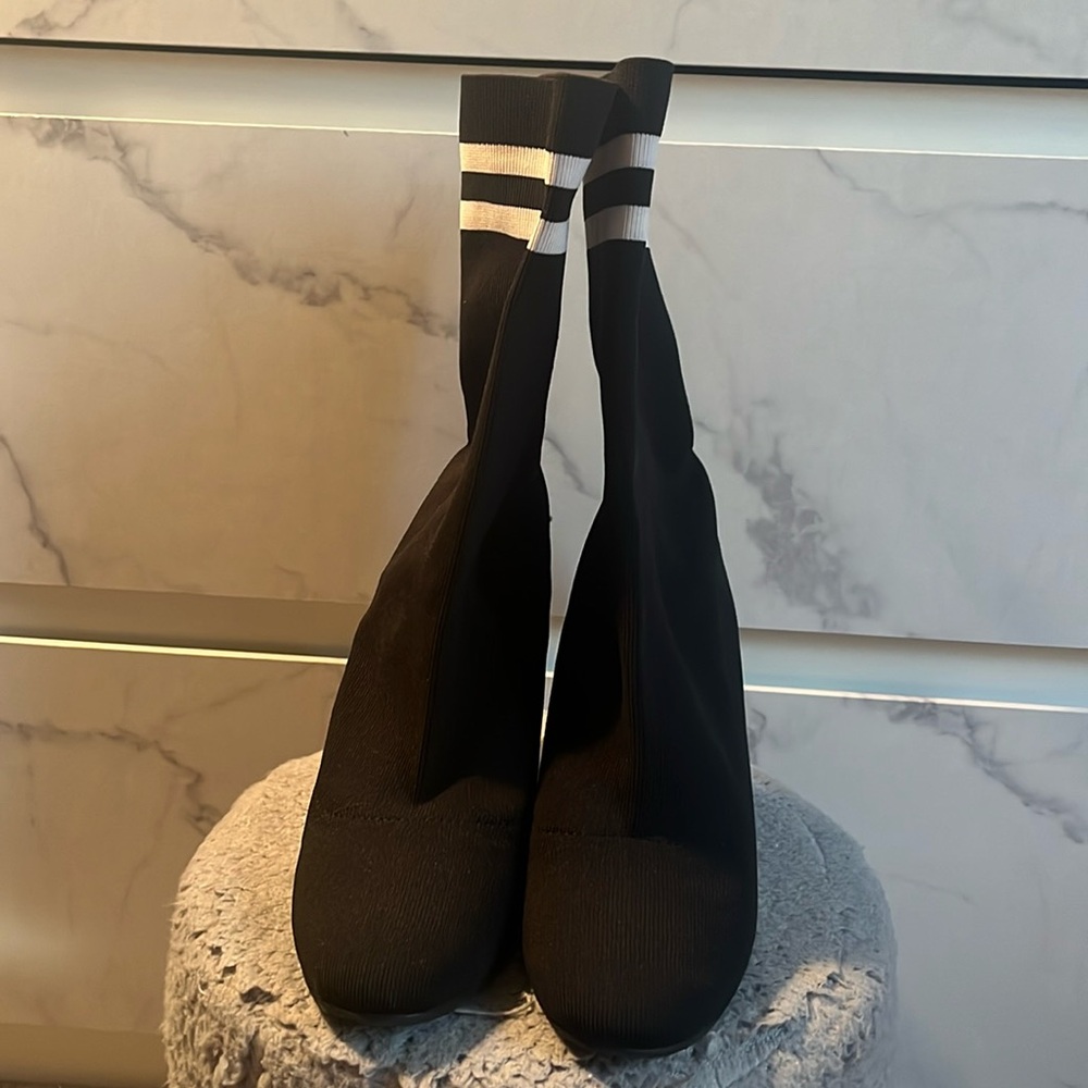 Circus by Sam Edelman Joy Stretch-Sock Bootie